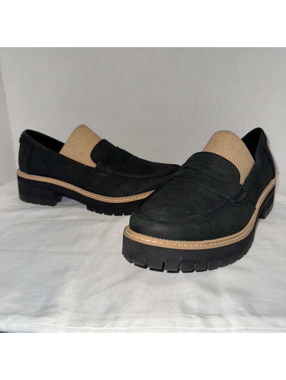 TOMS Women's Black Leather Loafers Size 10 with Lug Sole